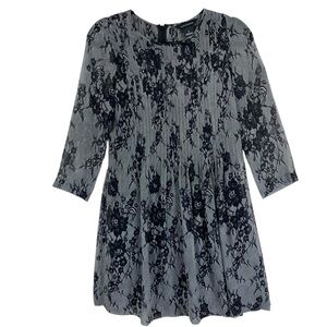 Club Monaco Black and White print boho 3/4 sleeve Dress size 2